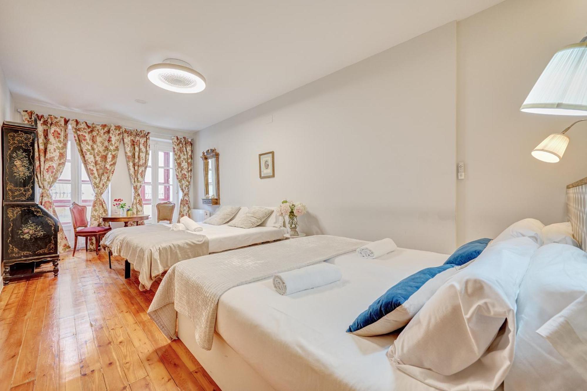 Heart Of Pamplona Apartments IV By Clabao Εξωτερικό φωτογραφία