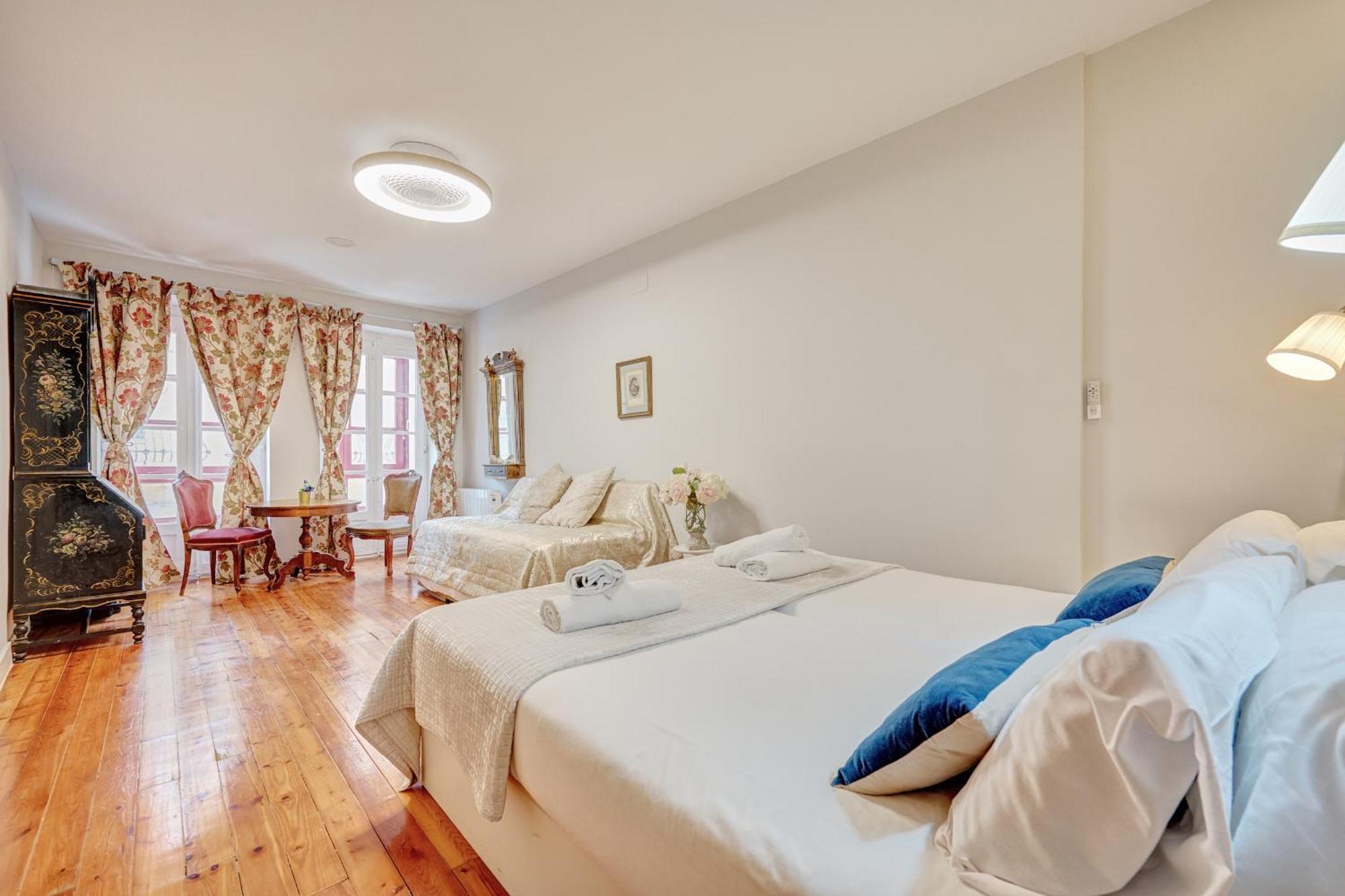 Heart Of Pamplona Apartments IV By Clabao Εξωτερικό φωτογραφία